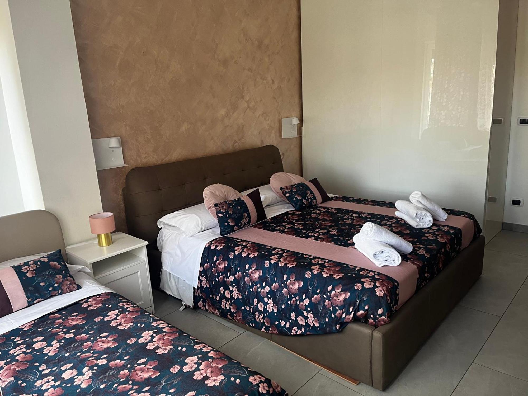 Albachiara Suite Rooms Bologna Ngoại thất bức ảnh